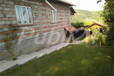 Casă cu 5 camere în Ocnele Mari - 7