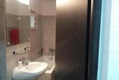 Apartament cu 5 camere decomandat în Decebal - 1