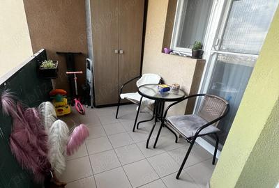 Apartament cu 3 camere decomandat în Nufărul - 5