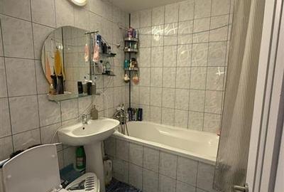 Apartament cu 3 camere decomandat în Dristor - 23
