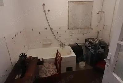 Casă cu 6 camere în Tecuci - 9