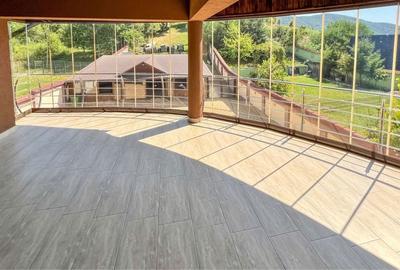 Casă cu 4 camere în Călimănești - 2