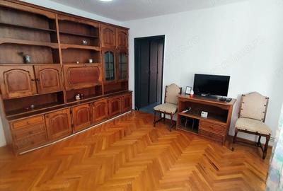 Apartament cu 3 camere semidecomandat, mobilat în Central - 4