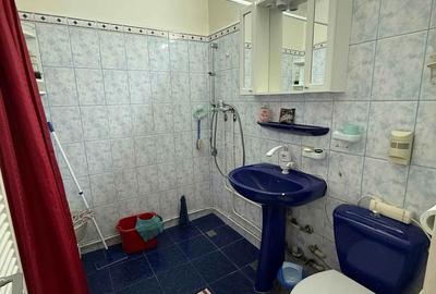 Apartament cu 3 camere, mobilat în Central - 9