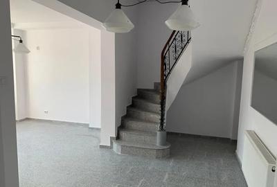 Spațiu comercial, de 335 mp, în Ultracentral - 6