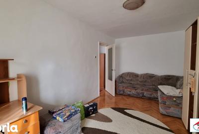 Apartament cu 2 camere decomandat în Micro 17 - 8
