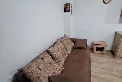 Apartament cu 2 camere decomandat în Tei