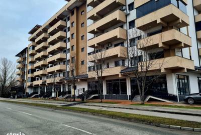 Spațiu comercial, de 1 mp, în Central - 7