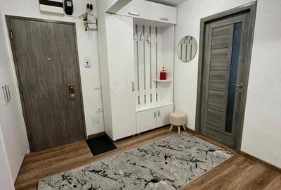 Apartament cu 3 camere decomandat în Rogerius