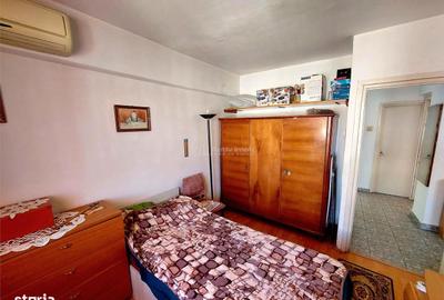 Apartament cu 3 camere decomandat în Piața - 4