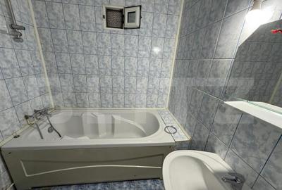 Apartament 4 camere de inchiriat ideal locuin?a sau ac - 1