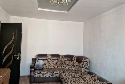Apartament cu 2 camere decomandat în Podu Roș - 3