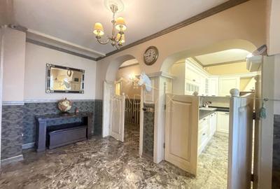 Casă individuală cu 7 camere cu Piscina în Balotești - 8