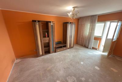 Apartament 3 camere, Ozana, centrala termica, doua bai, Gura Ialomitei, nr. 7 - 10