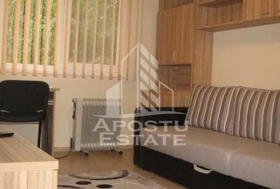 Garsonieră semidecomandată, mobilată în Olimpia-Stadion - 3