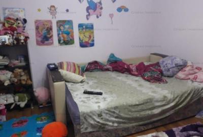 Casă cu 7 camere cu Teren 400 Mp în Chercea - 10