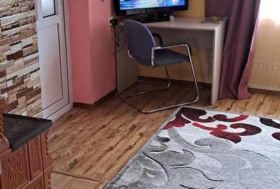 Casă cu Teren 1700 Mp în Șerbănești - 1