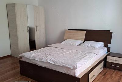 Garsonieră decomandată în Central - 2