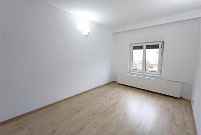 Casa 7 camere - 232 s.u. - Piata Domenii - 11