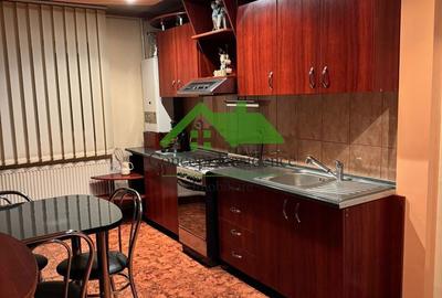 Apartament cu 3 camere decomandat în Republicii - 5