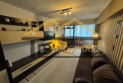 Apartament cu 3 camere decomandat în Diamant - 2