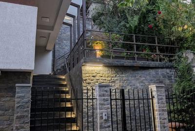 Casă cu 6 camere cu Teren 150 Mp în Drumul Poienii - 8