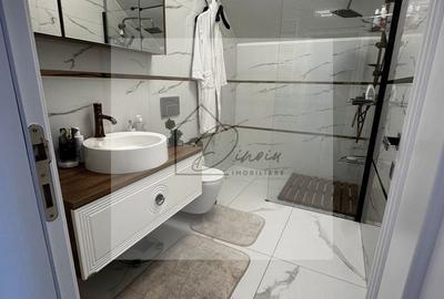 Casă individuală cu 6 camere cu Canalizare în Central - 50
