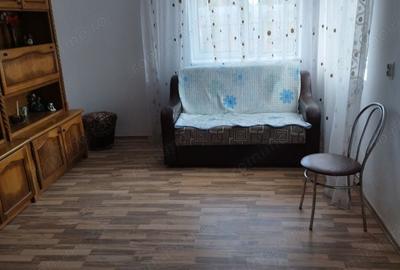 Casă cu 4 camere în Ciolpani - 8