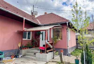 Casă individuală cu 12 camere cu Canalizare în Sud-Est - 49