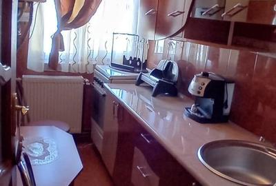 Apartament cu 2 camere semidecomandat în Micro 11 - 2