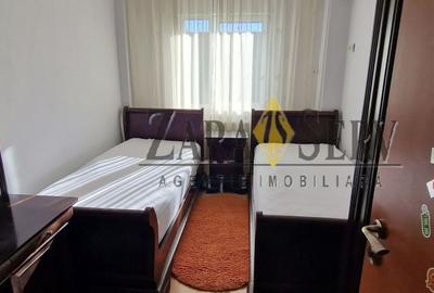 Apartament cu 3 camere decomandat în Cantacuzino - 8