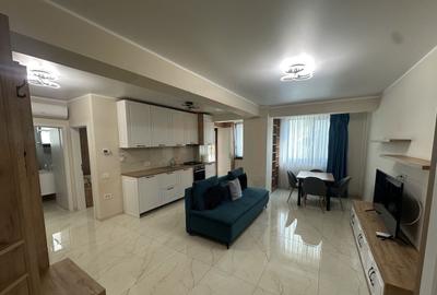 Apartament cu 2 camere semidecomandat, mobilat în Micro 17