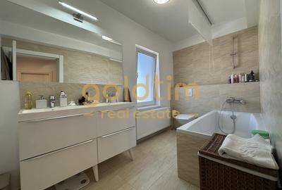 Casă cu 5 camere cu Canalizare în Odăi - 20