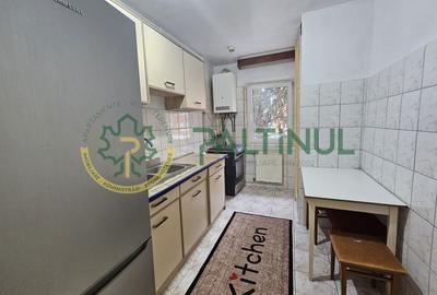 Apartament cu 3 camere decomandat în Mihai Viteazul