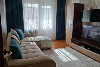 Apartament cu 3 camere decomandat în Tudor - 6
