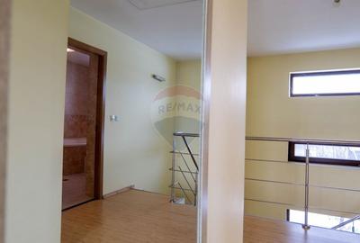 Casă cu 5 camere cu Teren 420 Mp în Dobroești - 15