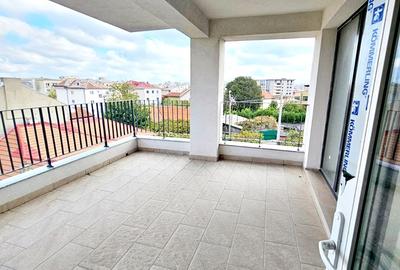Apartament cu 3 camere decomandat în Dacia
