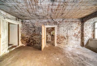 Casă cu 9 camere și curte interioară – Centru Istoric Sibiu - 5