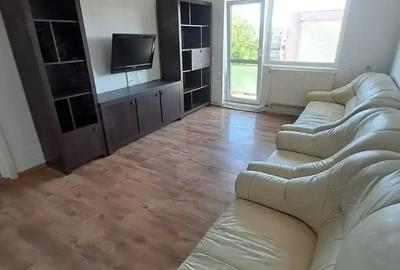 Apartament cu 3 camere decomandat în Turda - 9