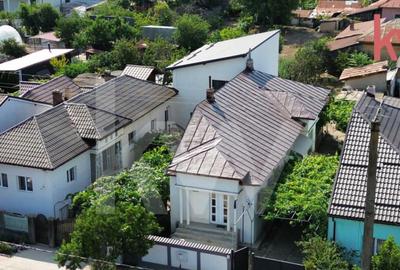 Casa central Isalnita, toate utilitatile