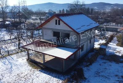 Casa de vanzare in comuna Baicule?ti, sat Zigoneni, jude? Arge? - 12