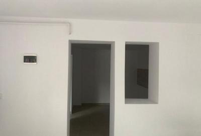 Casă cu 2 camere cu Teren 100 Mp în 23 August (Cațelul) - 3