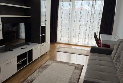 Garsonieră decomandată în Titan