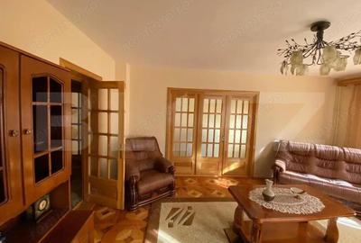 Casă cu 7 camere cu Teren 750 Mp în Central - 6