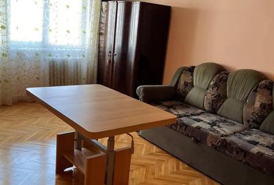 Inchiriez apartament cu 3 camere - 5