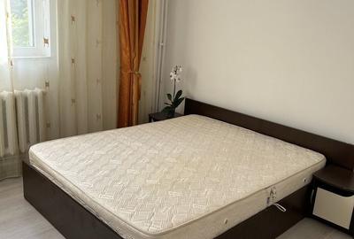 Apartament cu 2 camere decomandat în Gară