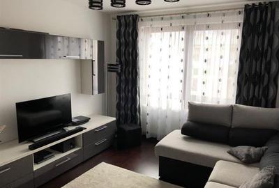 Apartament cu 2 camere decomandat în Centrul Civic
