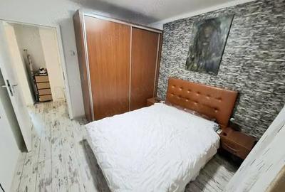 Apartament cu 4 camere semidecomandat în Berceni - 5