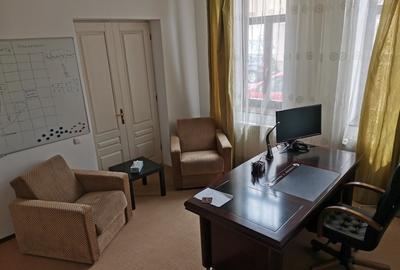 Cladire de birouri central, design deosebit, stare foarte buna, 258mp Cladire de birouri central, design deosebit, stare foarte buna, 258mp - 4