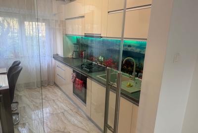 Apartament cu 2 camere decomandat în Faleza Nord - 3